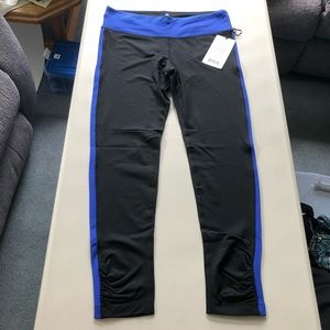 NWT 90 Degree Leggings, Large